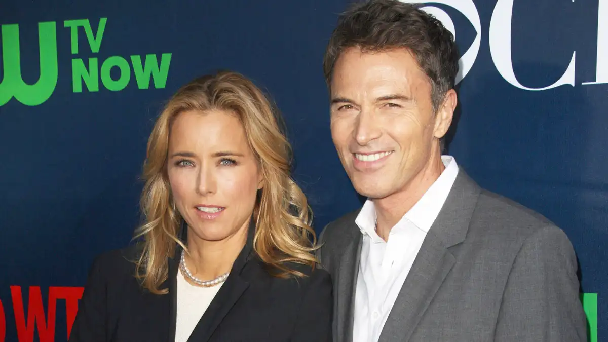 Tim Daly and Tea Leoni