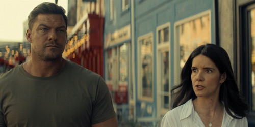 Reacher.S03E01.Persuader.1080p.AMZN.WEB DL.CZ EN.DD+5.1.H.264 playWEB.mkv snapshot 34.54 [2025.02.20.jpg