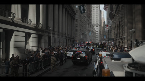 Zero.Day.S01E01.Episode.1.1080p.NF.WEB DL.CZ EN.DD+5.1.Atmos.H.264 FLUX.mkv snapshot 17.54 [2025.02..jpg