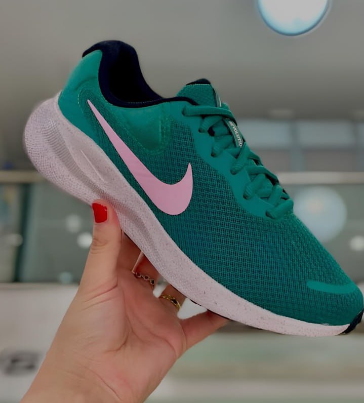 Tênis Nike Revolution 7 Feminino