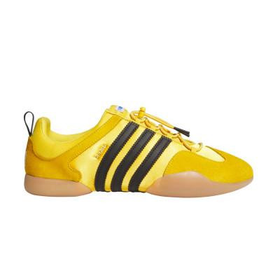 jq9230 1 footwear photography side lateral center view white.png.jpg