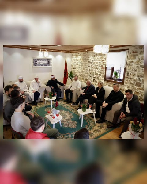 487714587 1202885871393590 3589638602229246774 n.jpg?stp=dst jpg s600x600 tt6& nc cat=107&ccb=1 7& n.jpg