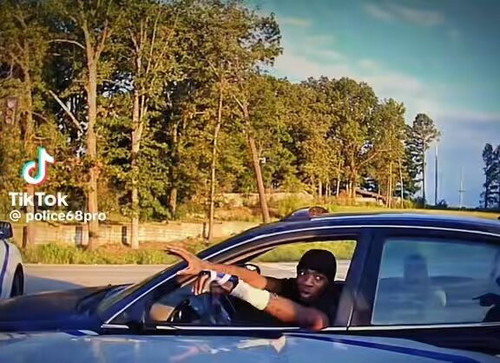 KzRF4f0M509Z9G D.jpg