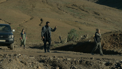 No.Man's.Land.2020.S02E01.1080p.MAX.WEB DL.CZ FR.H.264 playWEB.mkv snapshot 42.00 [2025.03.30 09.40..jpg