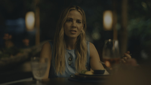 The White Lotus S03E07 [MAX WEB DL 2160p HEVC DV HDR10 ES DD+ 5.1][HDO].mkv snapshot 22.32.935.jpg