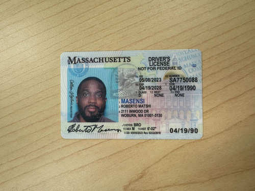 Roberto Matshi Masensi license image.jpg