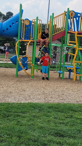 AF1QipNYhazDH 8BXmJw2IvhMoScnN Ko5VEGQjx8Ve3=s1024.jpg