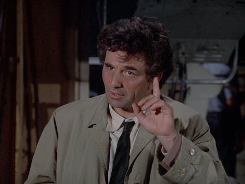 Columbo.S06E01.Fade.in.to.Murder.1080p.BluRay.CZ EN.AC3.x265.HEVC My.mkv snapshot 00.28.19 [2025.03..jpg