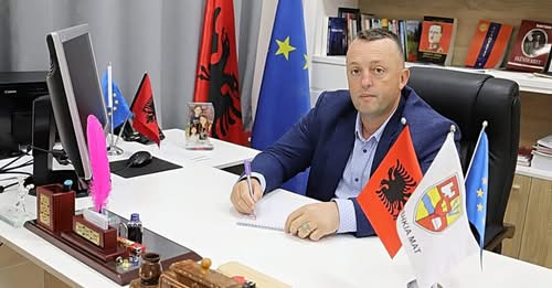 7143842920375850742?url=https%3A%2F%2Falbeu.com%2Fwp content%2Fuploads%2F2025%2F03%2Fagron malaj 1.j.jpg