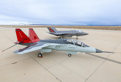 GlxL439bUAAIf4c.jpg