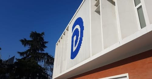 7464769769805906732?url=https%3A%2F%2Fshqiptarja.com%2Fuploads%2F780x440%2F1741800959 10000PDselia4..jpg