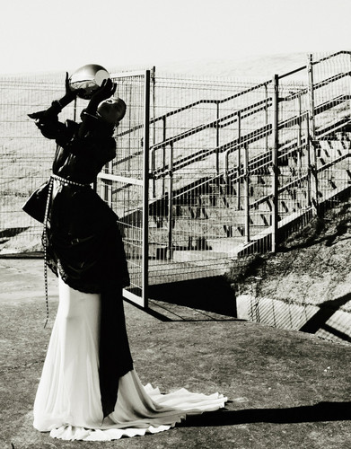 Lina Zhang by Zhong Lin Marie Claire China March 2015 24.jpg