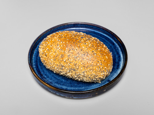 10554713 piekarnia jakubiec Food bulka rudzianka.jpg