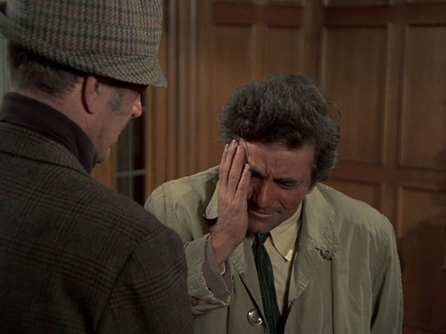 Columbo.S05E01.Forgotten.Lady.1080p.BluRay.CZ EN.AC3.x265.HEVC My.mkv snapshot 00.42.28 [2025.03.13 .jpg