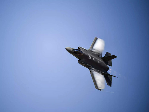 35a stealth fighter jet of the f 35a demo team of the united states air force performs during the av.jpg