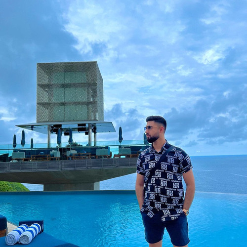Ali.jpg