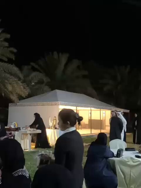 jBbn9arZbqmJmTJs.jpg