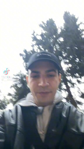 ENgFDtMZkam gNG8.jpg