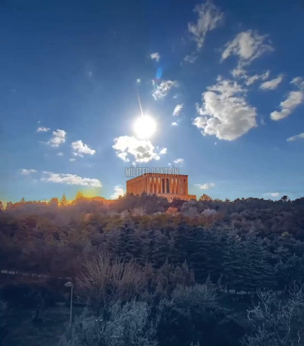 SVniTJxUmXXR 5QR.jpg