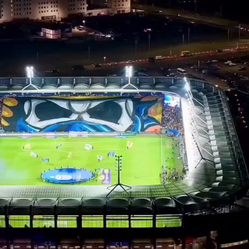 Zj U ruSF4pawFYm.jpg