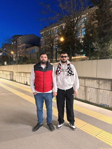 GmBBcyQWkAAIAS3.jpg