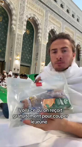 2XEs maiuqWTN1cE.jpg