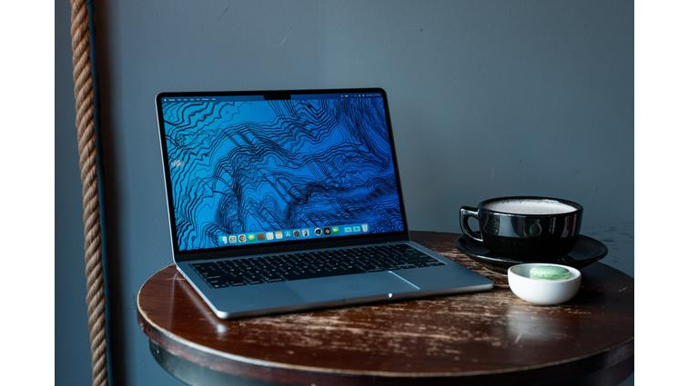 None Apple MacBook Air M4 review: a little more for a little less