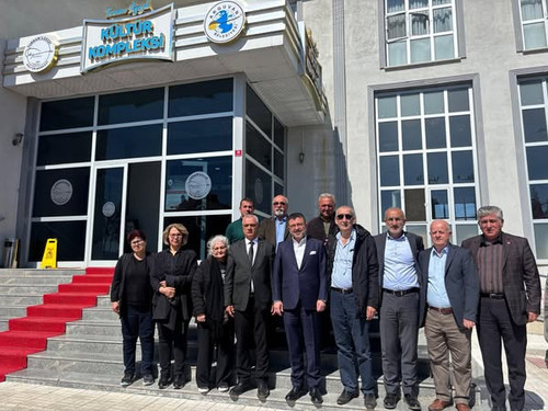 484801294 1237567384392425 1820842817091067151 n.jpg?stp=dst jpg s600x600 tt6& nc cat=104&ccb=1 7& n.jpg