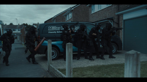 Adolescence.S01E01.1080p.NF.WEB DL.CZ EN.DD+5.1.H.264 playWEB.mkv snapshot 00.02.56 [2025.03.14 09.2.jpg