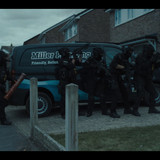Adolescence.S01E01.1080p.NF.WEB DL.CZ EN.DD+5.1.H.264 playWEB.mkv snapshot 00.02.56 [2025.03.14 09.2