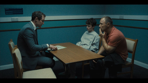 Adolescence.S01E01.1080p.NF.WEB DL.CZ EN.DD+5.1.H.264 playWEB.mkv snapshot 00.41.56 [2025.03.14 09.2.jpg