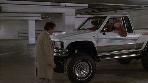 Columbo.S10E01.Columbo.Goes.to.College.1080p.BluRay.CZ EN.AC3.x265.HEVC My.mkv snapshot 01.21.04 [20.jpg