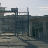 Dope.Thief.S01E02.Bat.Out.of.Hell.1080p.ATVP.WEB DL.EN.DD+5.1.H.264 NTb.mkv snapshot 15.08 [2025.03.