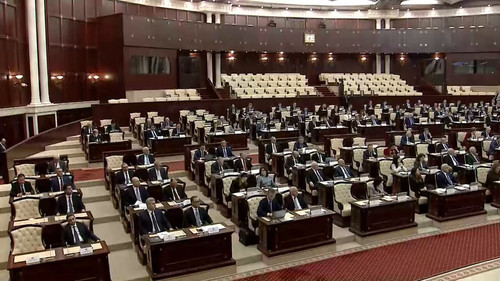 CHbe DJY qC25oNx.jpg