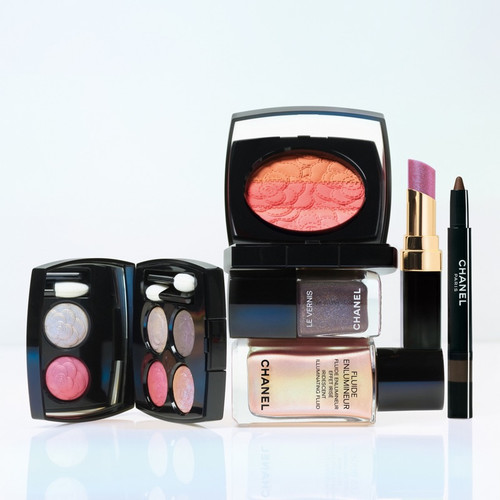 Chanel Camelia Futura Makeup Campaign03.jpg