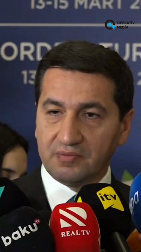 1I2mzBuQT27ebTEt.jpg