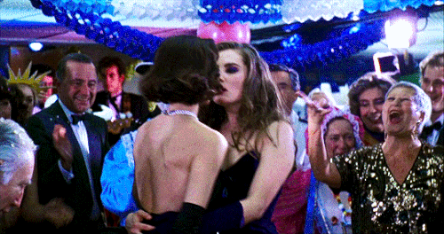 tumblr 6444d877ebc9f70b697642dd634c47ef 57b8d8f8 540.gif