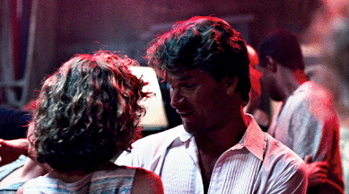 tumblr 26682a275315bc28d9059d89074e078d 2116c949 540.gif