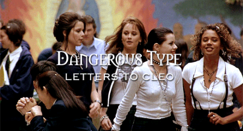 tumblr 8b9f0fe57cc78c4b9e83269283d478cd c2088edd 540.gif