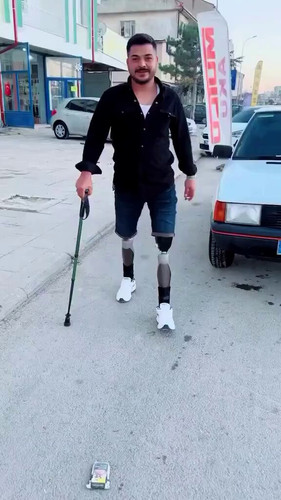 9o7q6LCBdzU6 4Nh.jpg