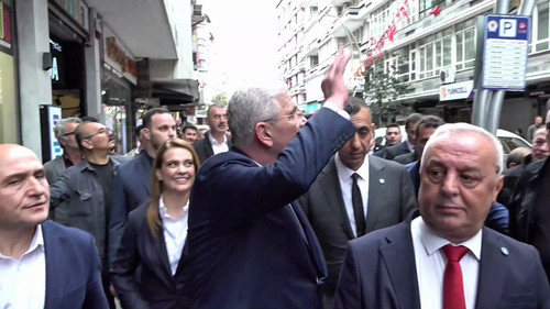 O tsYJuzogLyq8Bd.jpg