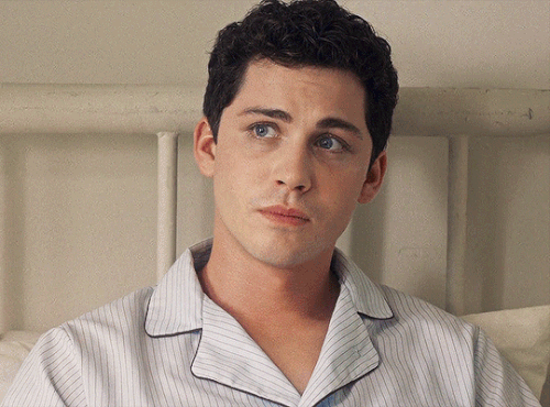 tumblr 867d2c4fe5b2652bdae4661d8bd6714a d95bd876 540.gif