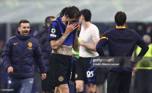 MILAN, ITALY - MAY 06: Francesco Acerbi of FC Internazionale reacts at full-time following the team'.jpg