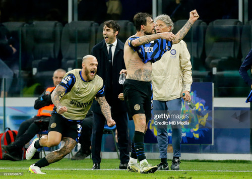 MILAN, ITALY - MAY 6: Francesco Acerbi of FC Internazionale Milano celebrates with teammate Federico.jpg