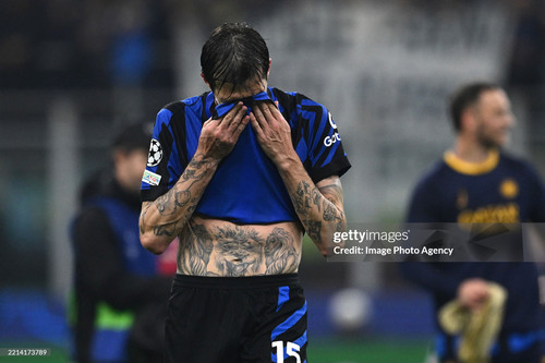 MILAN, ITALY - MAY 06: Francesco Acerbi of Internazionale disappointment during the UEFA Champions L.jpg
