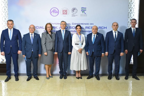 500071929 1013233110956618 3704009456264133706 n.jpg?stp=dst jpg p180x540 tt6& nc cat=104&ccb=1 7& n.jpg