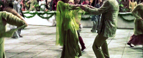tumblr 7fcf7fc3785f0b959a55d7a9ca7859d1 8e112b51 540.gif