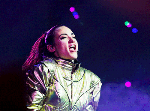 tumblr 6b2b55b39f4ef159a43112d9615d07c1 779e1ce2 540.gif