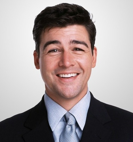 Kyle Chandler.jpg