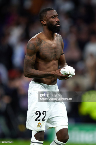 MADRID, SPAIN - APRIL 16: Antonio Rudiger of Real Madrid looks dejected after the team's defeat duri.jpg